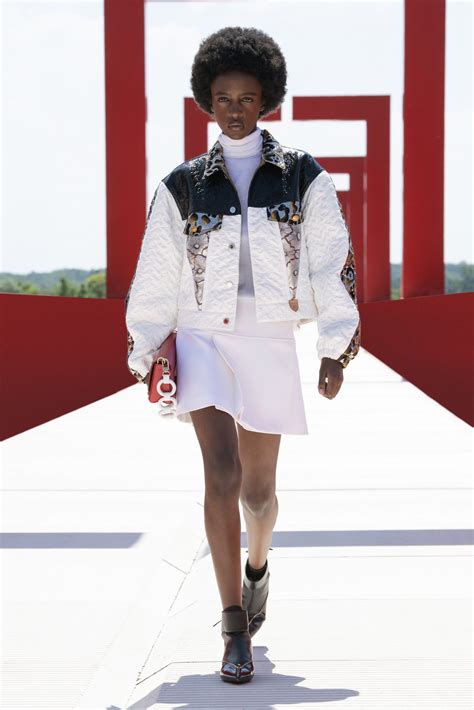 vogue runway louis vuitton|louis vuitton 2022 fashion show.